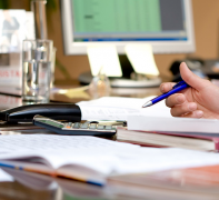 香港公司年審應(yīng)該怎么辦理？復(fù)雜嗎？