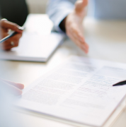 大陸人找代理注冊(cè)香港公司后要注意什么方面？